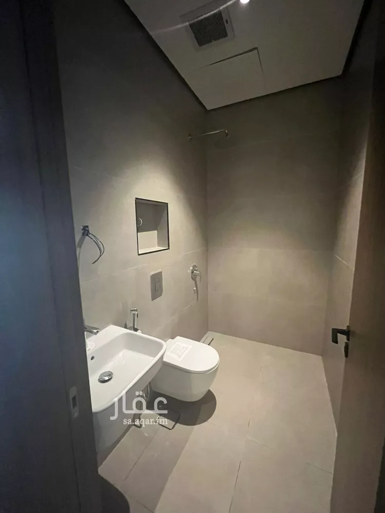 شقة للإيجار في شارع جعفر بن أبي بكر لبني, حي الرمال, مدينة الرياض, منطقة الرياض صورة 3