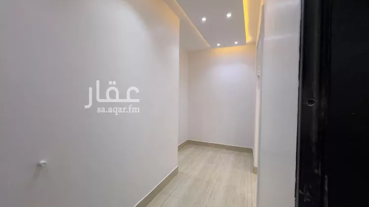 Floor for Rent in Riyadh Ar Rimal 6