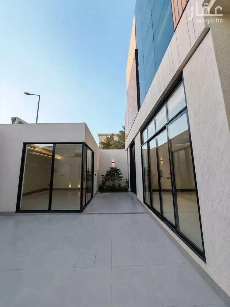Villa for Sale in Riyadh Al Yasmin 11