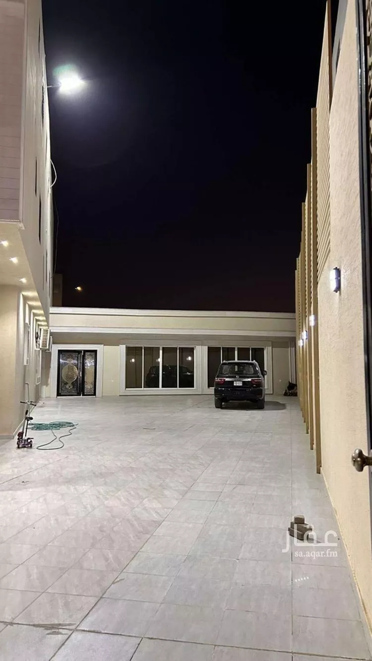 فيلا للبيع في شارع عبدالعزيز الشثري, حي الرمال, مدينة الرياض, منطقة الرياض صورة 2