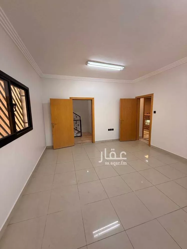 فيلا للإيجار في شارع شريح القاضي, حي العليا, مدينة الرياض, منطقة الرياض صورة 4