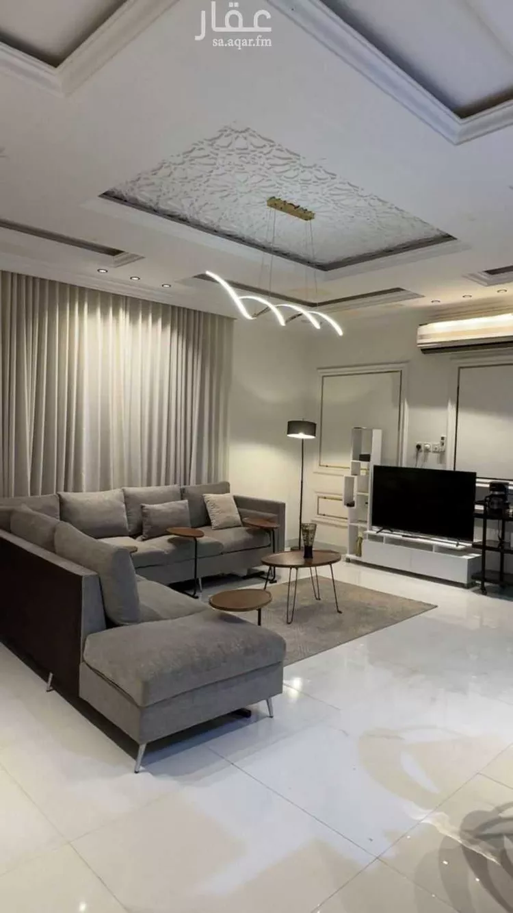 Floor for Sale in Riyadh Ar Rimal 7