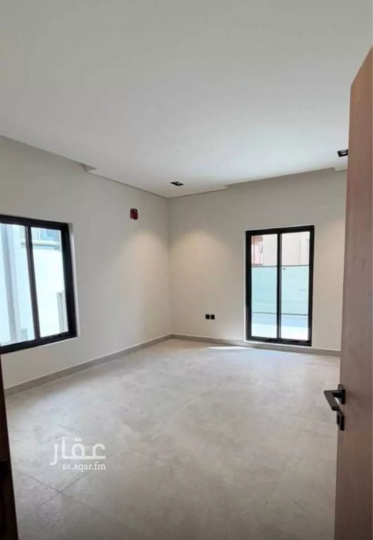 فيلا للبيع في شارع الجيب, حي الملك فهد, مدينة الرياض, منطقة الرياض صورة 5