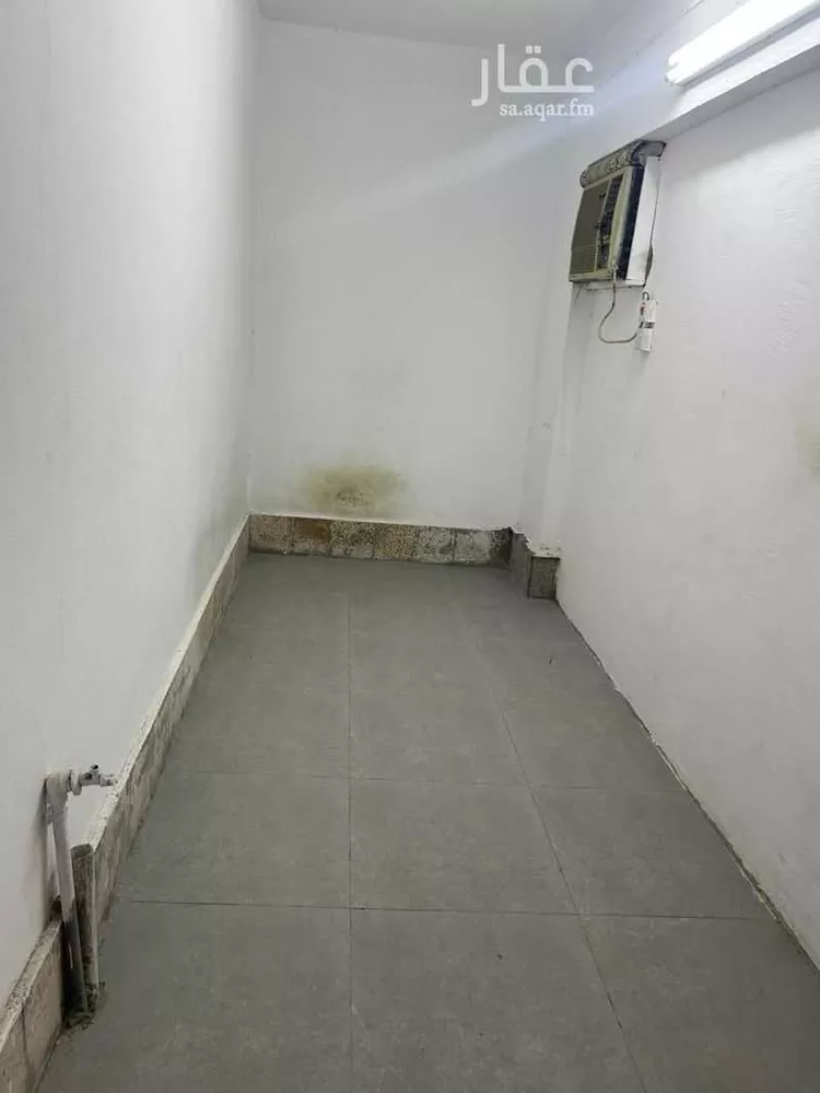 مستودع للإيجار في شارع باب حجير, حي النزلة الشرقية, مدينة جدة, منطقة مكة المكرمة
