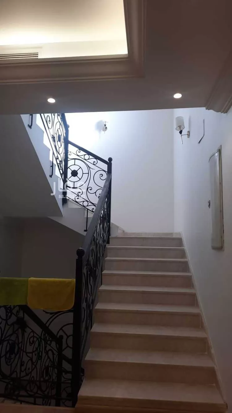 فيلا للبيع في شارع عبد الحق بن عطية, حي الياقوت, مدينة جدة, منطقة مكة المكرمة صورة 3
