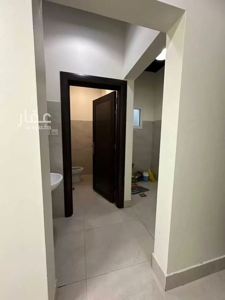 مكتب تجاري للإيجار في شارع العليا, حي الورود, مدينة الرياض, منطقة الرياض صورة 2