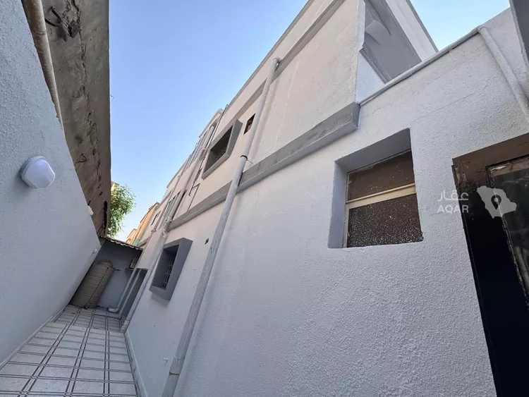 عمارة للبيع في حي الروضة, مدينة الدمام, المنطقة الشرقية 11