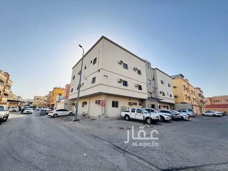 عمارة للبيع في شارع احمد بن بشير, حي النخيل, مدينة الدمام, المنطقة الشرقية صورة 2