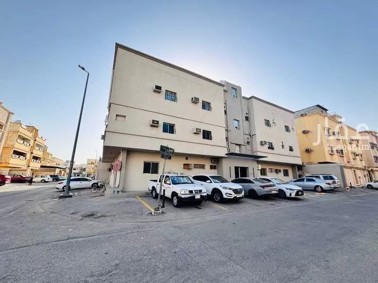 عمارة للبيع في شارع احمد بن بشير, حي النخيل, مدينة الدمام, المنطقة الشرقية صورة 4