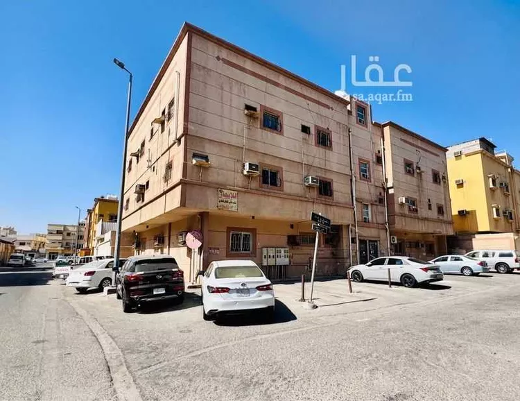 عمارة للبيع في شارع احمد بن بشير, حي النخيل, مدينة الدمام, المنطقة الشرقية صورة 3