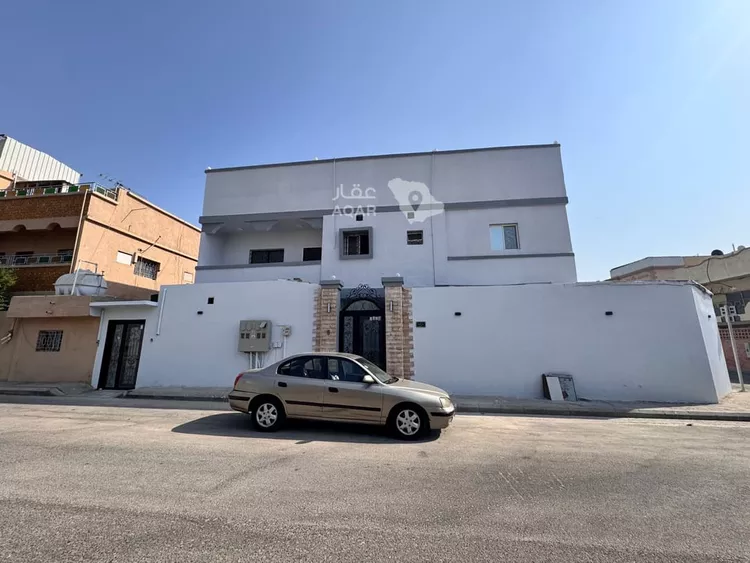 عمارة للبيع في حي الروضة, مدينة الدمام, المنطقة الشرقية 4
