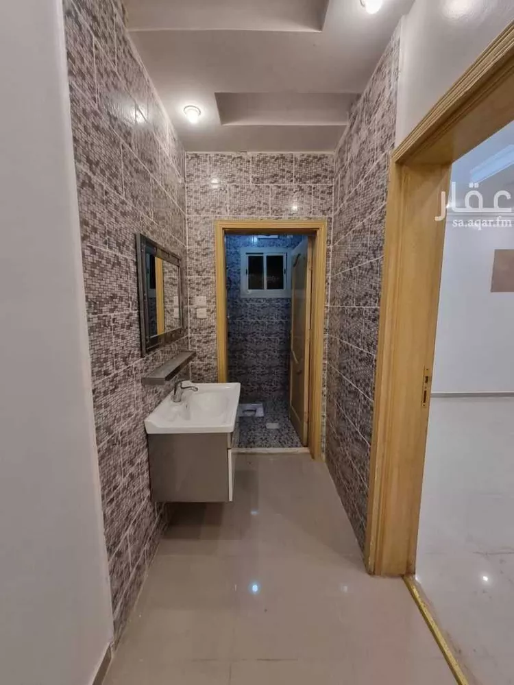 عمارة للبيع في شارع حبيب بن صالح, حي الدفاع, مدينة المدينة المنورة, منطقة المدينة المنورة 10