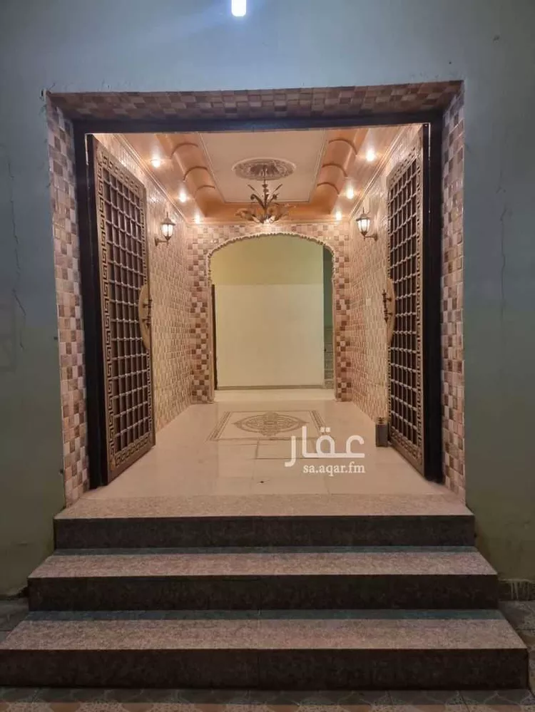 عمارة للبيع في شارع حبيب بن صالح, حي الدفاع, مدينة المدينة المنورة, منطقة المدينة المنورة صورة 3