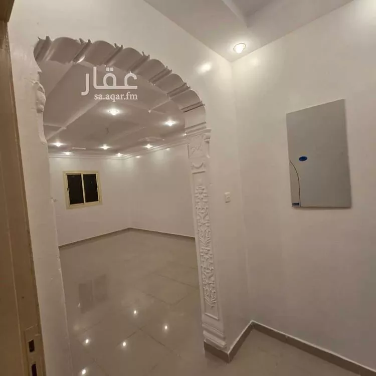 عمارة للبيع في شارع حبيب بن صالح, حي الدفاع, مدينة المدينة المنورة, منطقة المدينة المنورة 15