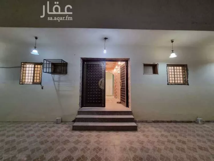 عمارة للبيع في شارع حبيب بن صالح, حي الدفاع, مدينة المدينة المنورة, منطقة المدينة المنورة 8