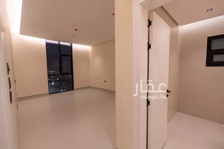 شقة للبيع في شارع ابن اللبان, حي الملك فهد, مدينة الرياض, منطقة الرياض صورة 2