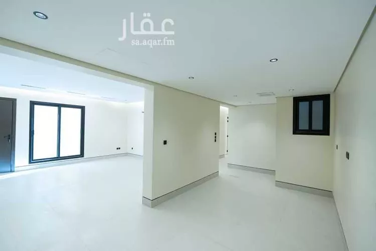دور للبيع في شارع ابن اللبان, حي الملك فهد, مدينة الرياض, منطقة الرياض 15