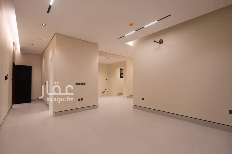 شقة للبيع في شارع ابن اللبان, حي الملك فهد, مدينة الرياض, منطقة الرياض