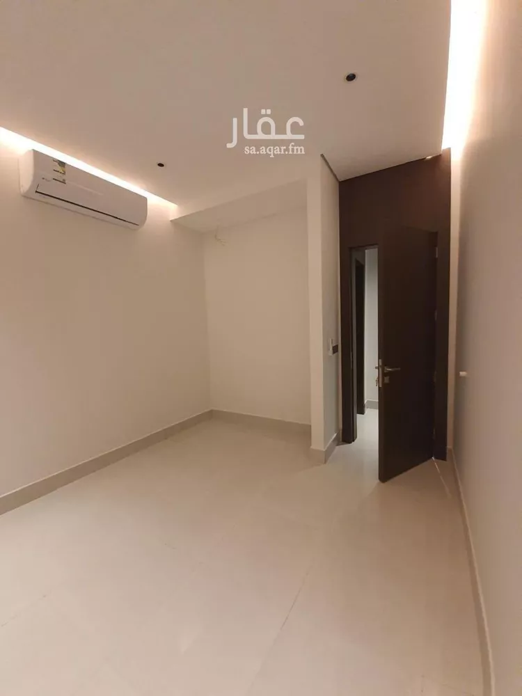 دور للبيع في شارع ابن نجم, حي العليا, مدينة الرياض, منطقة الرياض صورة 5