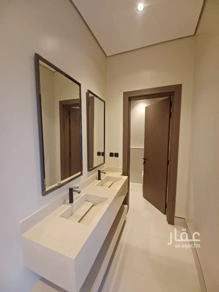 فيلا للبيع في شارع جمال الدين المكي, حي العارض, مدينة الرياض, منطقة الرياض 8