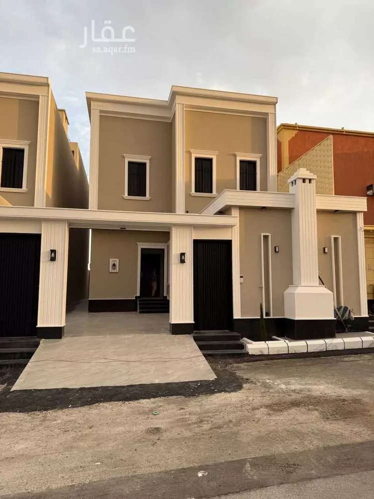 فيلا للبيع في شارع احمد الوكيل, حي شمال التضامن, مدينة خميس مشيط, منطقة عسير