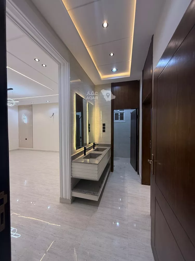 شقة للبيع في شارع علي ابن جميل, حي الشرف, مدينة خميس مشيط, منطقة عسير 8