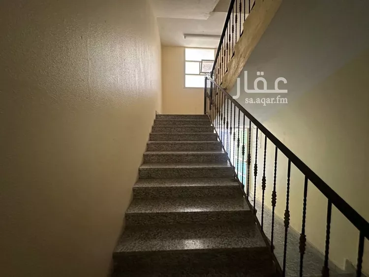 عمارة للبيع في شارع عثمان بن عفان, حي الواحة, مدينة الدمام, المنطقة الشرقية 6