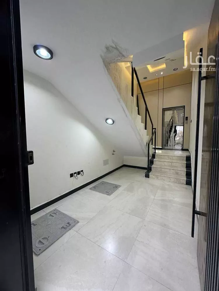 شقة للبيع في شارع اياس بن البكير, حي الشرف, مدينة خميس مشيط, منطقة عسير صورة 3