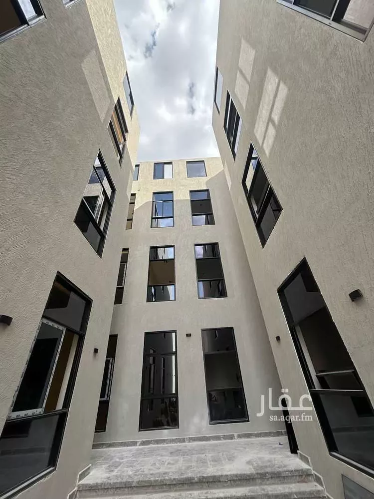 شقة للبيع في شارع جنادة ابن أبي نقبة, حي الروابي, مدينة المدينه المنوره, منطقة المدينة المنورة