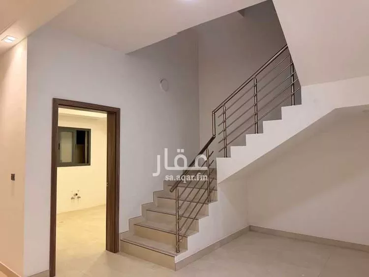 فيلا للبيع في شارع الولاء, حي البحيرة, مدينة الخبر, المنطقة الشرقية صورة 3