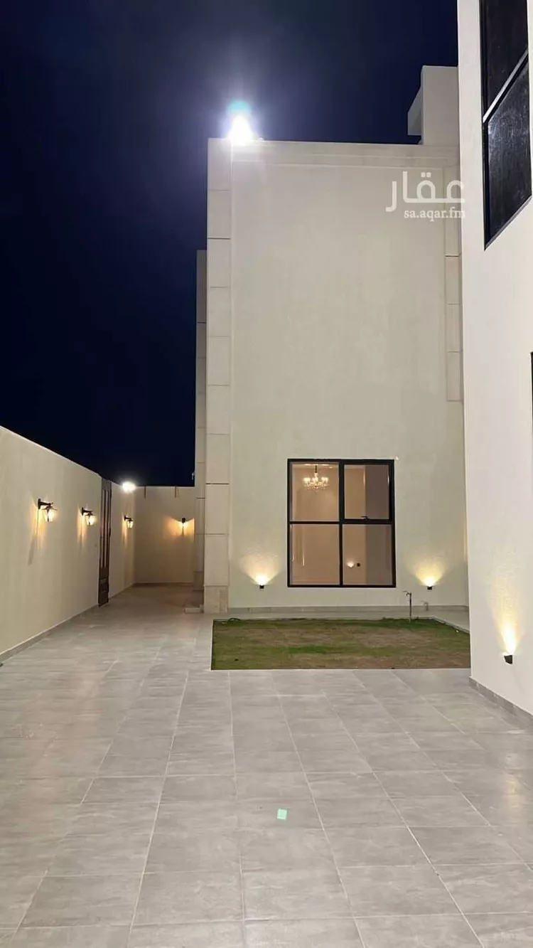 فيلا للبيع في شارع مخطط حطين, حي الشفق, مدينة بريدة, منطقة القصيم صورة 4