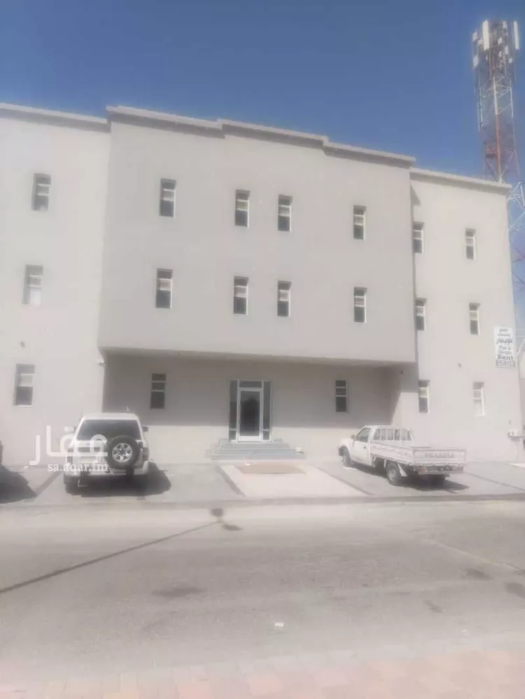 عمارة للبيع في شارع الامير فواز بن عبدالعزيز, حي الخليج, مدينة النعيرية, المنطقة الشرقية