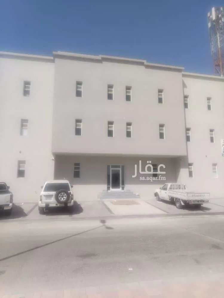 عمارة للبيع في شارع الامير فواز بن عبدالعزيز, حي الخليج, مدينة النعيرية, المنطقة الشرقية صورة 2