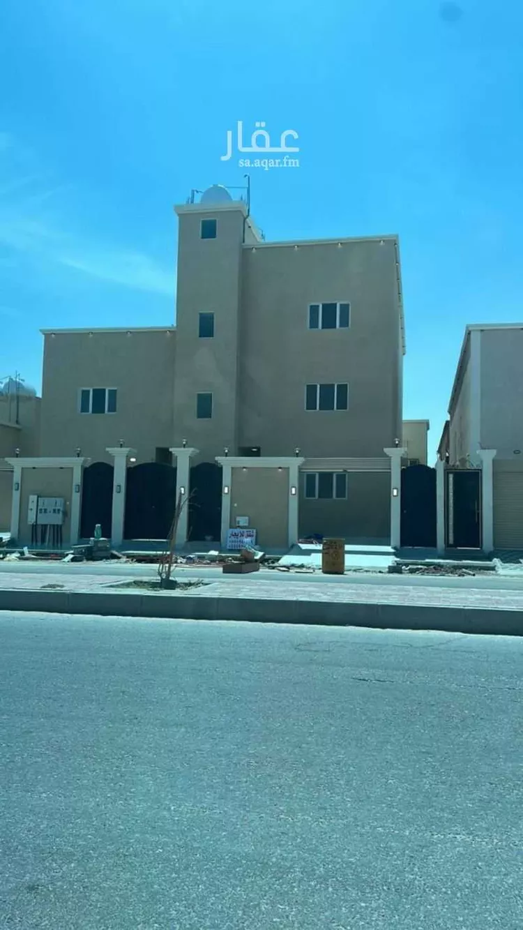 عمارة للإيجار في شارع ناصر بن عبدالعزيز, حي الخليج, مدينة النعيرية, المنطقة الشرقية