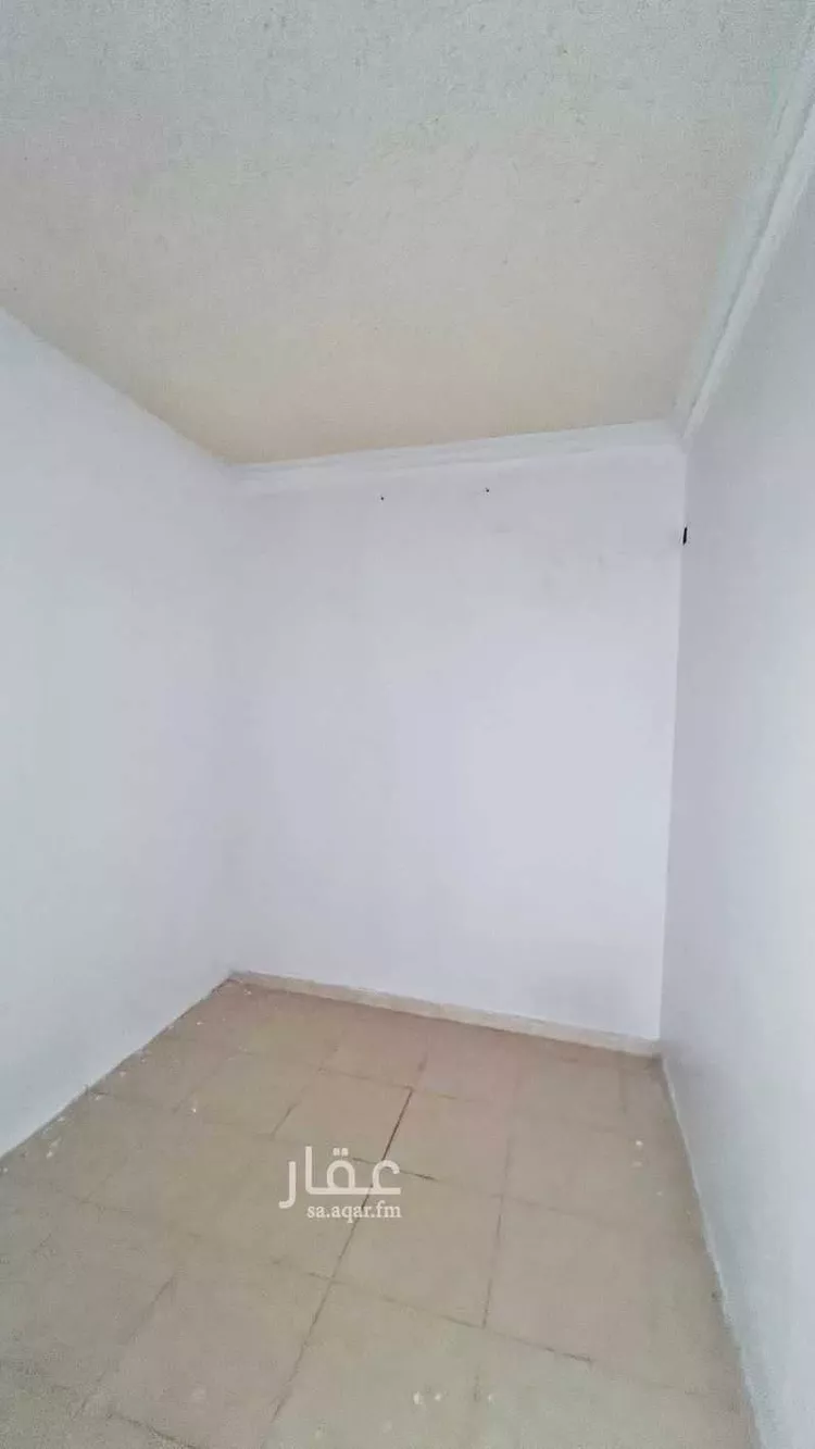 مكتب تجاري للإيجار في شارع نجم الدين الايوبي الفرعي, حي العوالي, مدينة الرياض, منطقة الرياض صورة 4