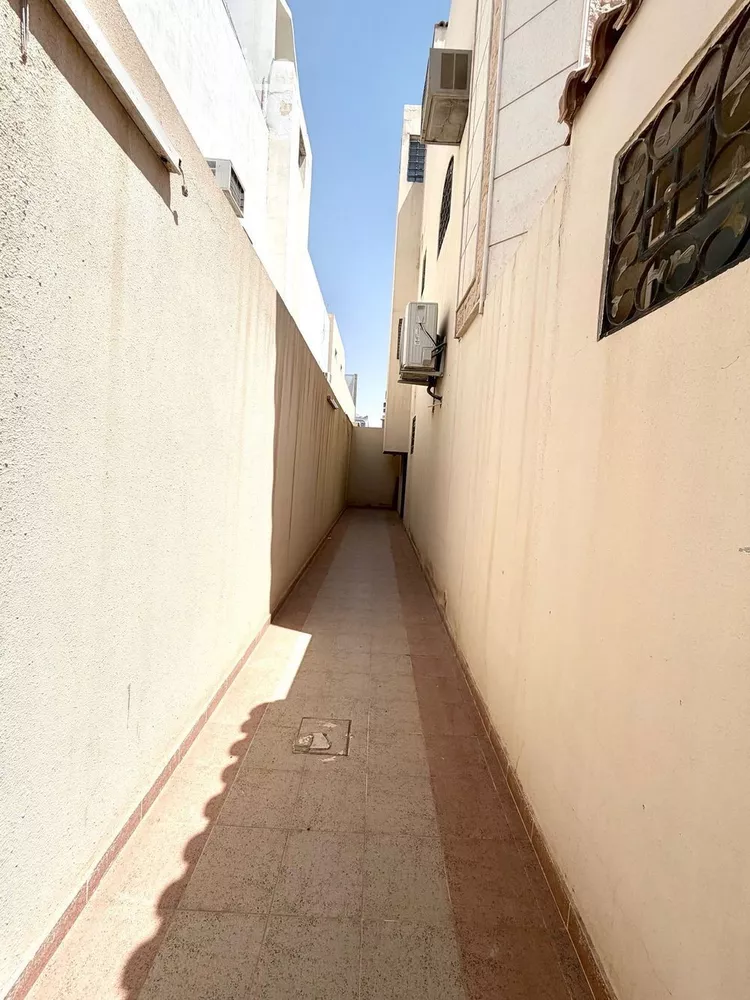 شقة للإيجار في شارع عبدالرحمن بن محفوظ, حي اليرموك, مدينة الرياض, منطقة الرياض صورة 2