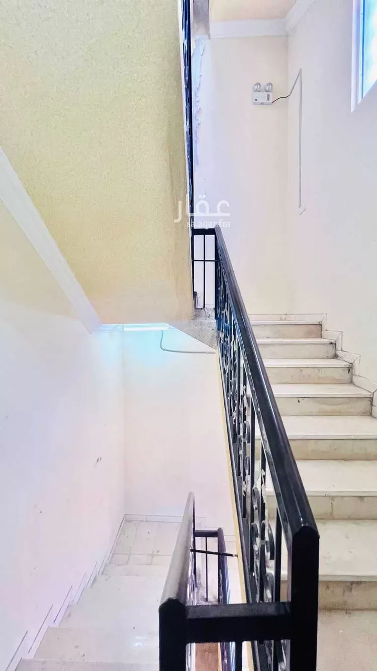 مكتب تجاري للإيجار في شارع نجم الدين الايوبي الفرعي, حي العوالي, مدينة الرياض, منطقة الرياض صورة 2