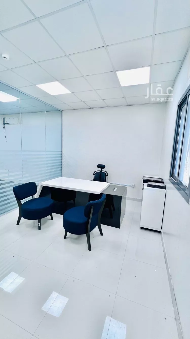 مكتب تجاري للإيجار في شارع الوديان, حي العقيق, مدينة الرياض, منطقة الرياض صورة 4