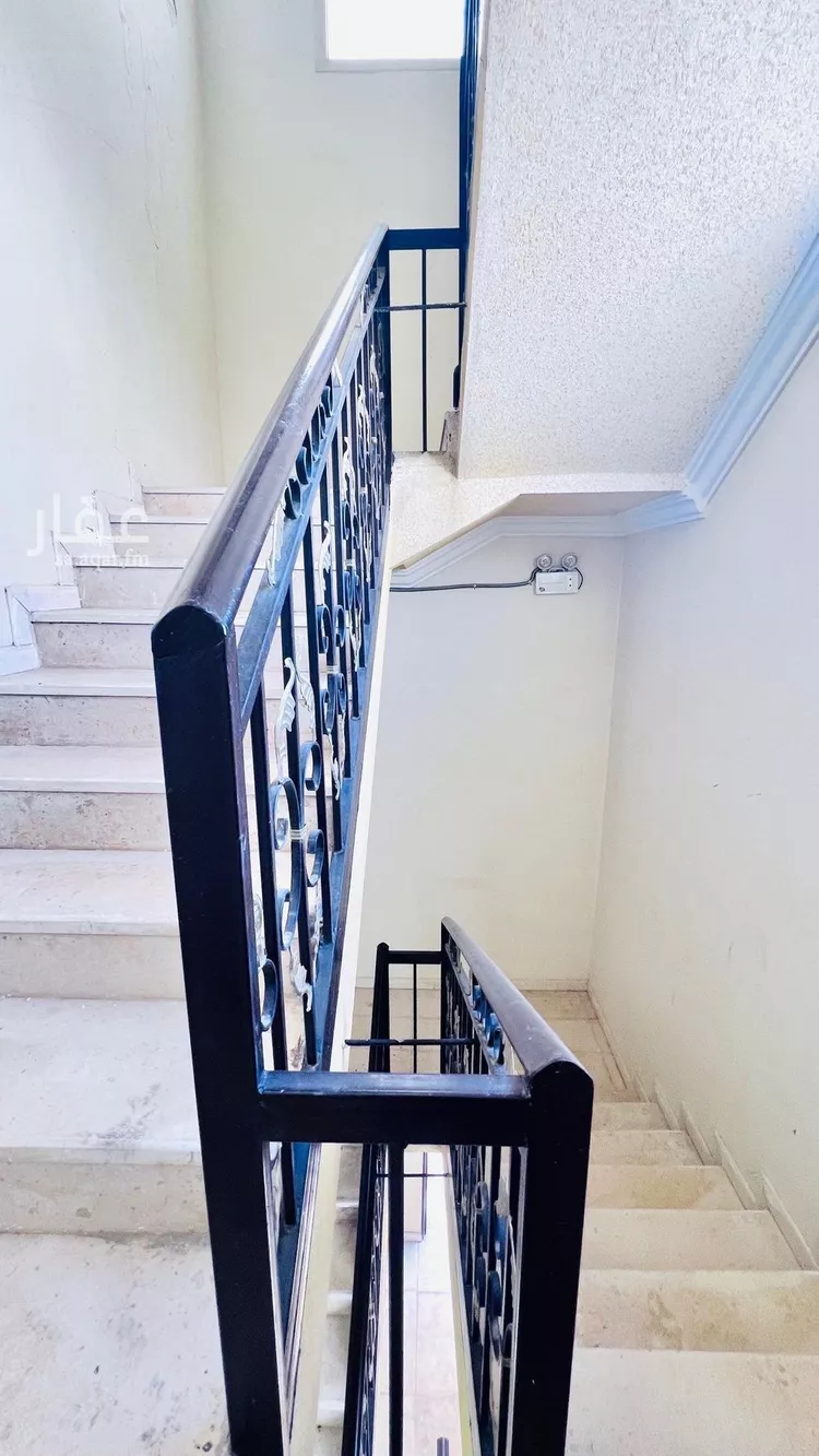 مكتب تجاري للإيجار في شارع نجم الدين الايوبي الفرعي, حي العوالي, مدينة الرياض, منطقة الرياض صورة 2