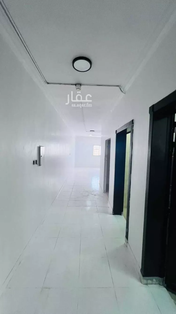 مكتب تجاري للإيجار في شارع نجم الدين الايوبي الفرعي, حي العوالي, مدينة الرياض, منطقة الرياض صورة 3