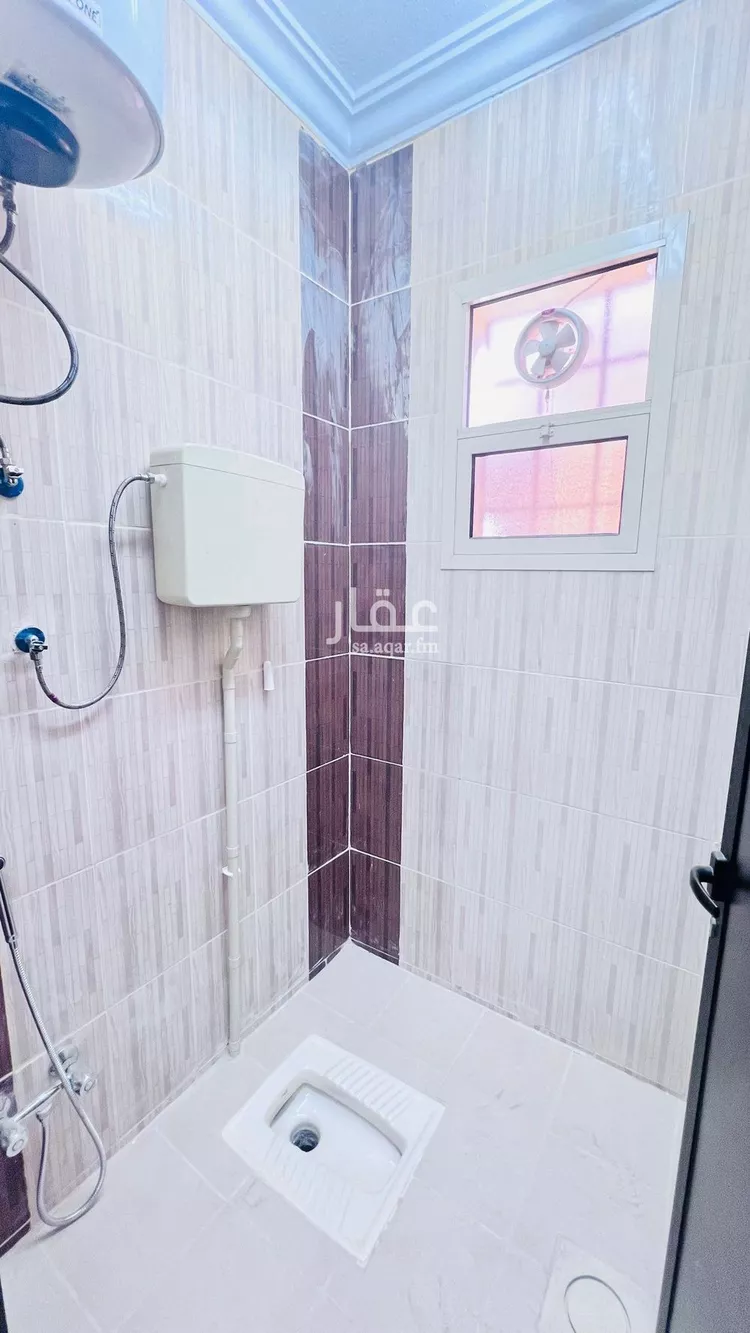 مكتب تجاري للإيجار في شارع نجم الدين الايوبي الفرعي, حي العوالي, مدينة الرياض, منطقة الرياض صورة 5