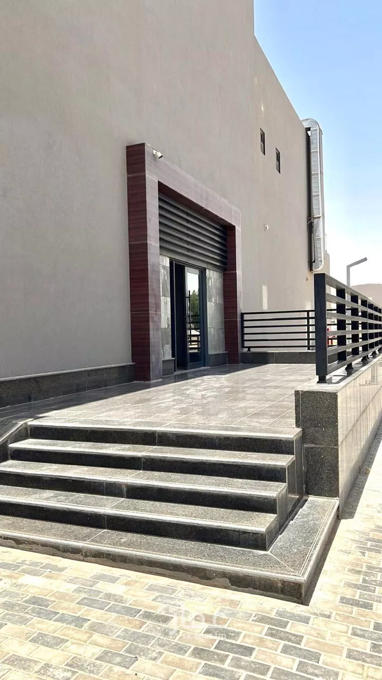 مكتب تجاري للإيجار في شارع عبدالله بن سيف, حي العقيق, مدينة الرياض, منطقة الرياض 1 صورة
