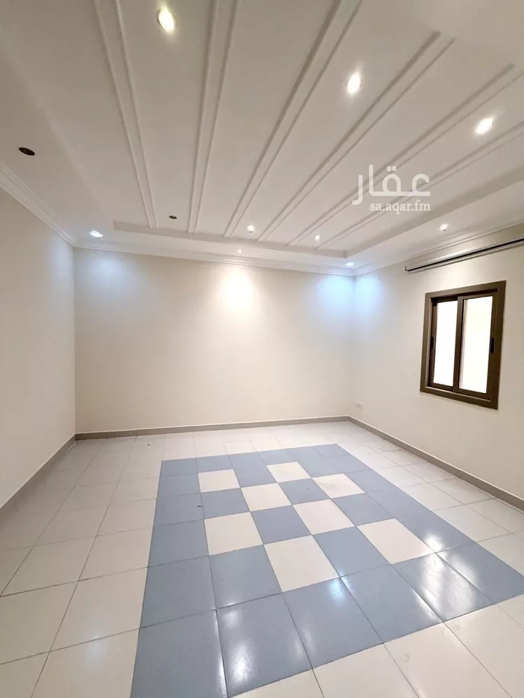 Floor for Rent in Riyadh Al Malqa 10