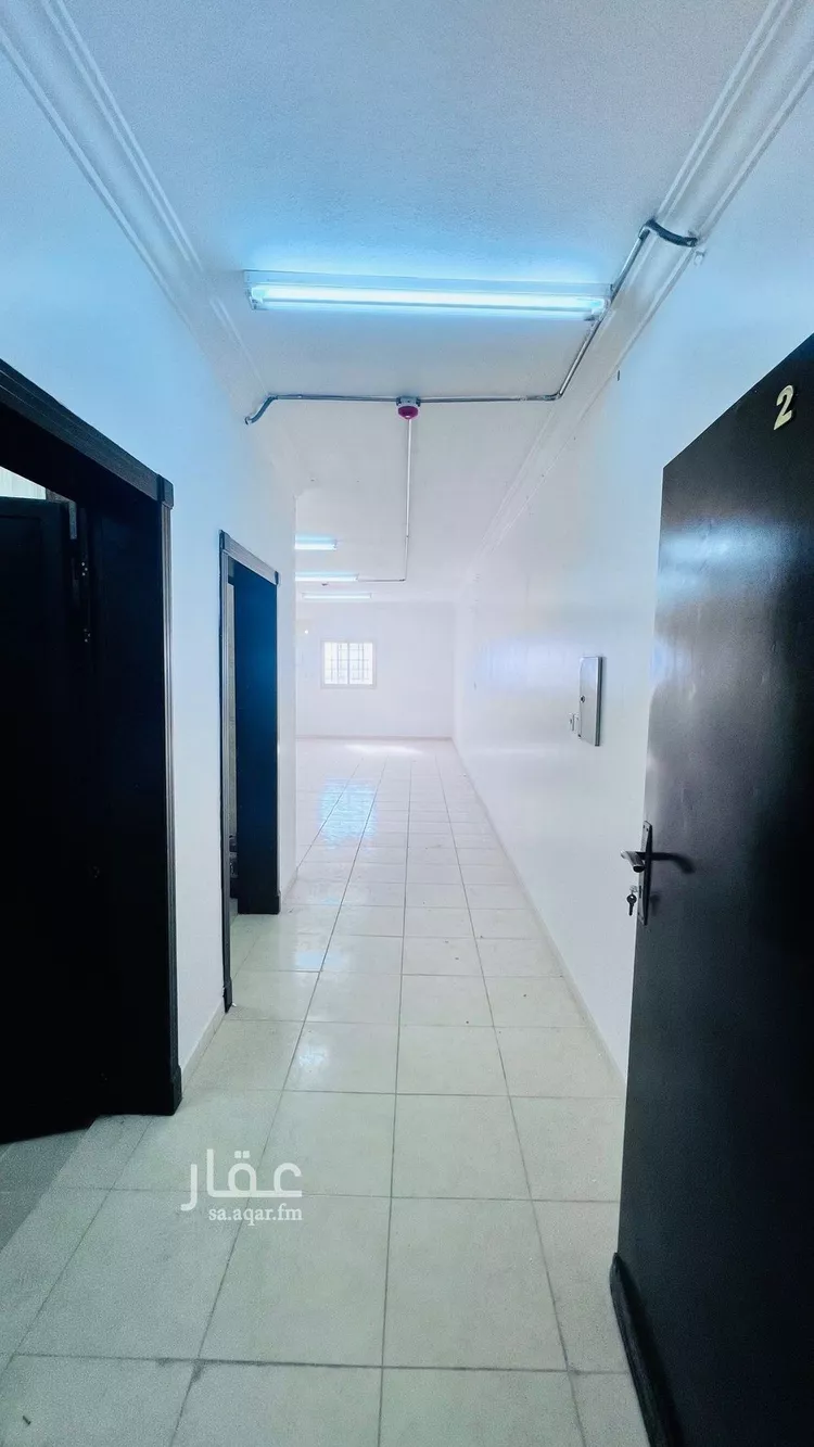 مكتب تجاري للإيجار في شارع نجم الدين الايوبي الفرعي, حي العوالي, مدينة الرياض, منطقة الرياض صورة 4