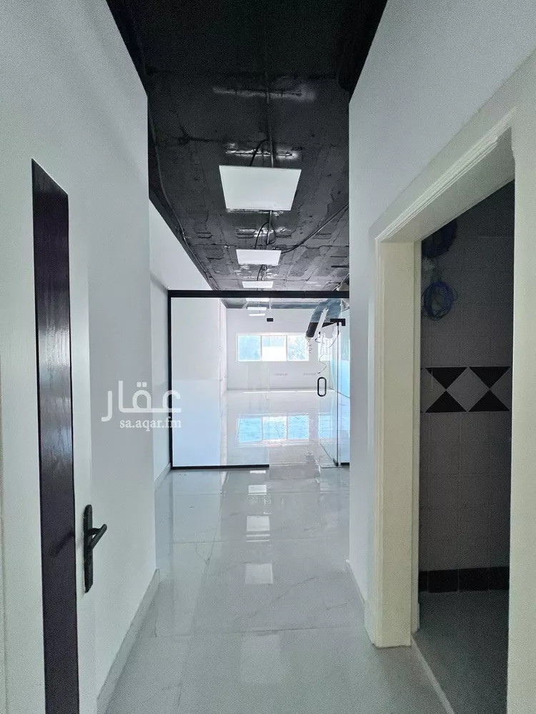 مكتب تجاري للإيجار في شارع الوديان, حي العقيق, مدينة الرياض, منطقة الرياض