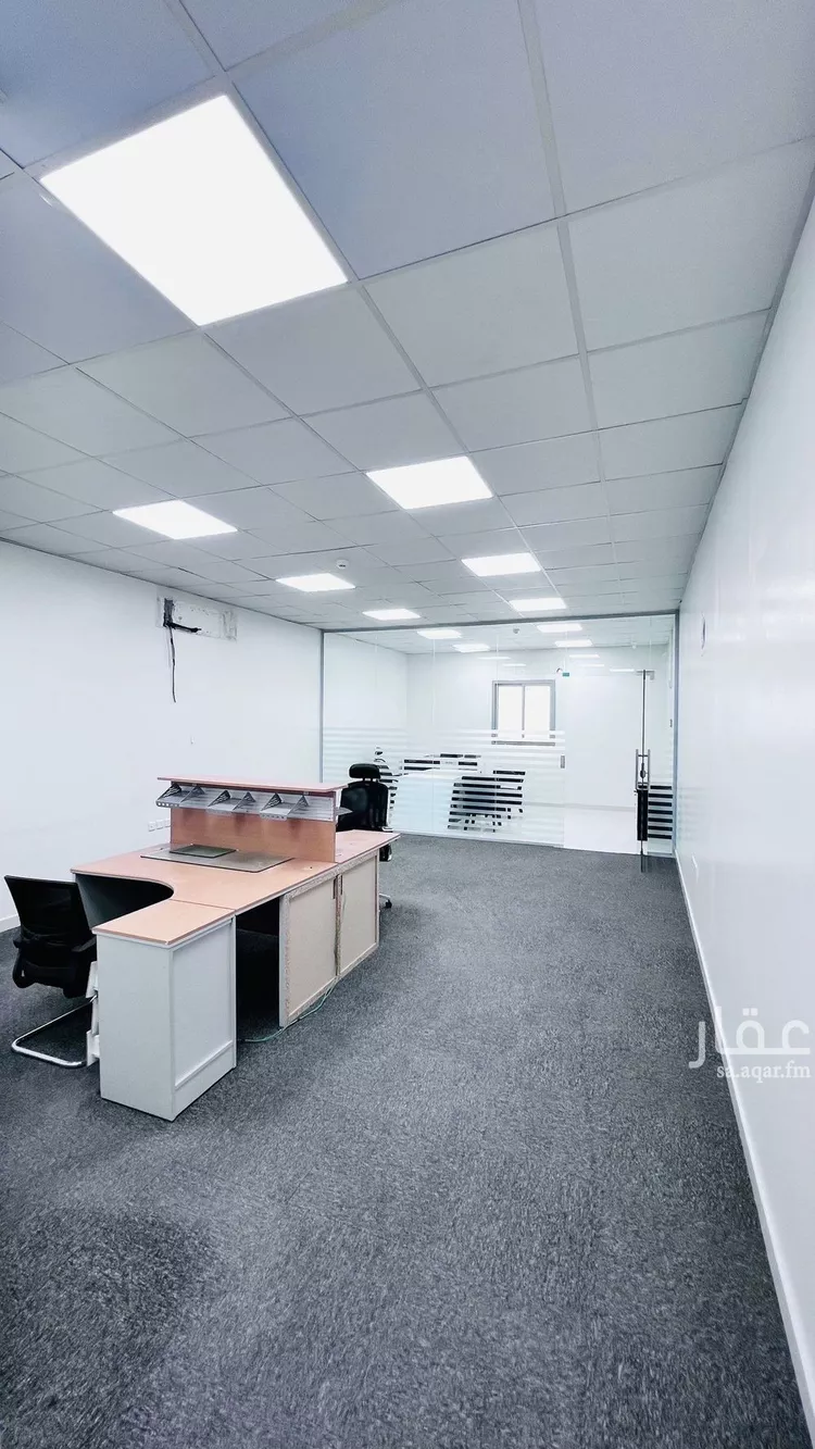 مكتب تجاري للإيجار في شارع الوديان, حي العقيق, مدينة الرياض, منطقة الرياض صورة 3
