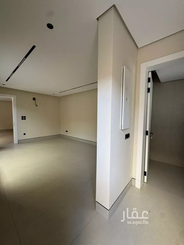 Floor for Sale in Riyadh King Fahd صورة 4