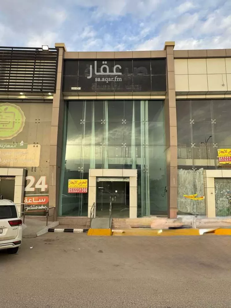 محل للإيجار في شارع فيصل بن مشعل بن سعود بن عبدالعزيز, حي القادسية, مدينة بريدة, منطقة القصيم