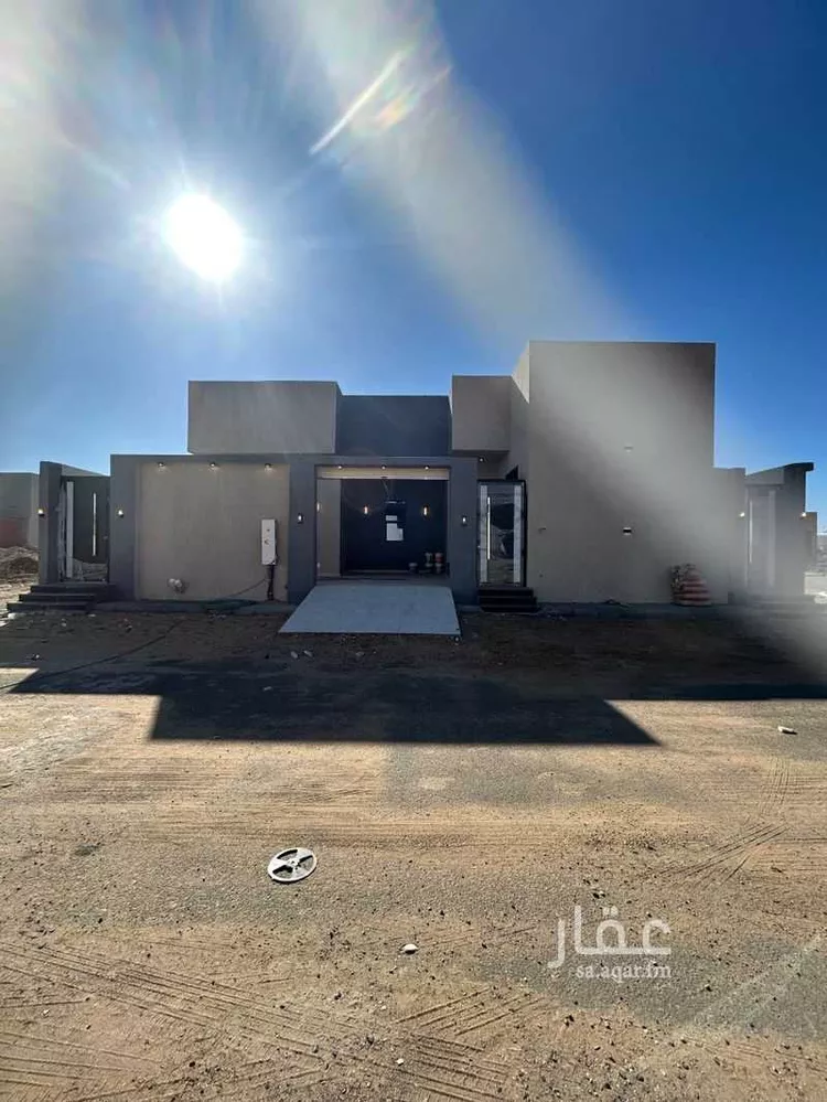 فيلا للبيع في شارع الأحوص بن أمية ، حي الصليب الشرقي ، رابغ ، رابغ