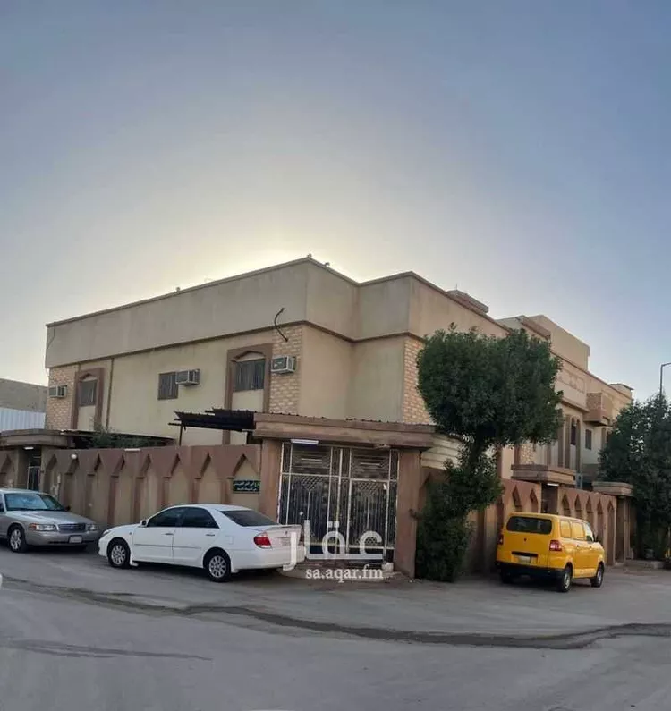 Building for Sale in Riyadh Al Uraija Al Wusta